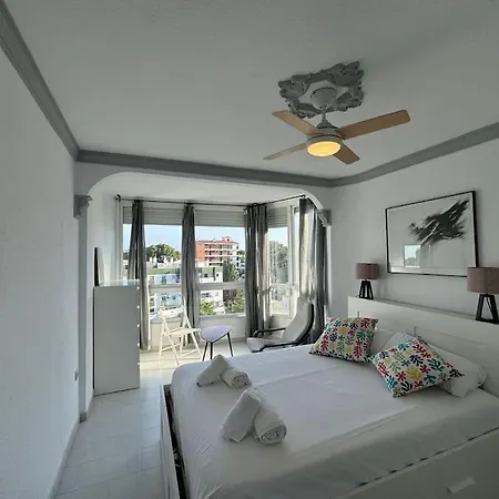 Flat With Terrace And Sea Views In - Miro * Τορρεμολίνος